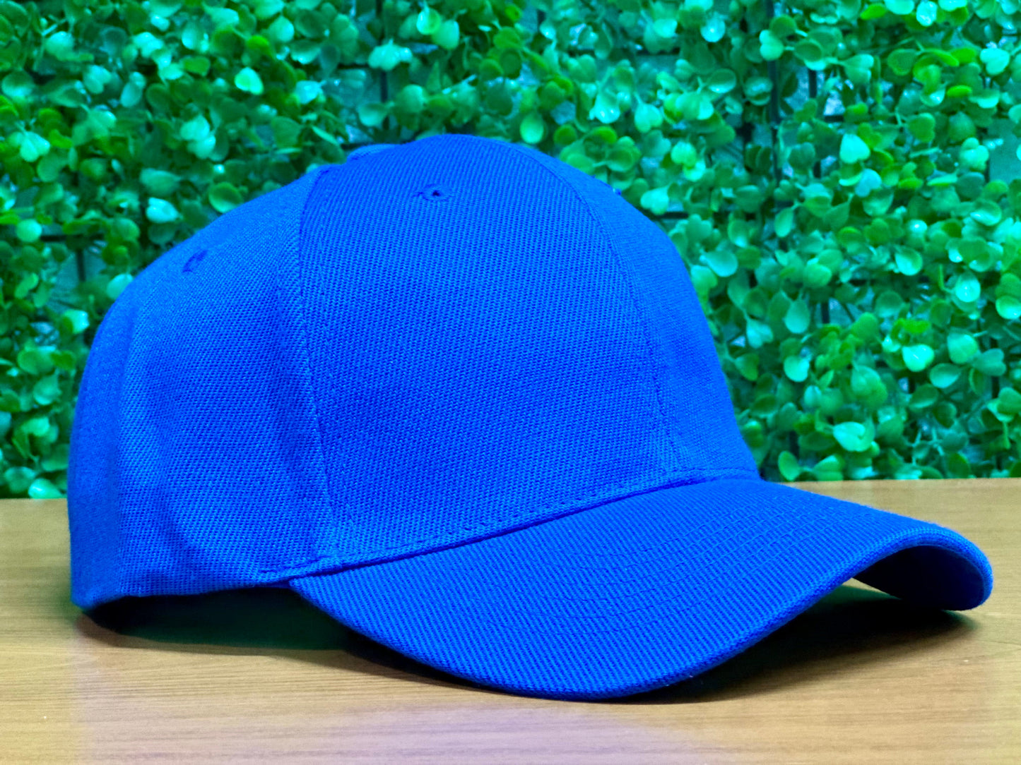 Gorras de Acrílico Personalizables – ¡Exprésate con Estilo! PAQUETE DE 50 PIEZAS. Colores.