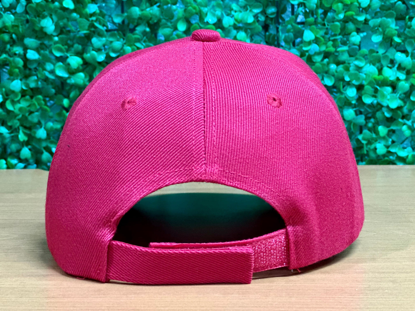 Gorras de Acrílico Personalizables – ¡Exprésate con Estilo! PAQUETE DE 50 PIEZAS. Colores.