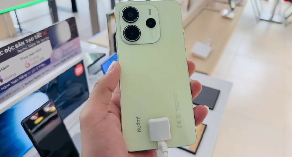 Redmi-Note-14-4G-spotted-in-Vietnam-Hands-on-review-by-Quyen-GBox-768x413